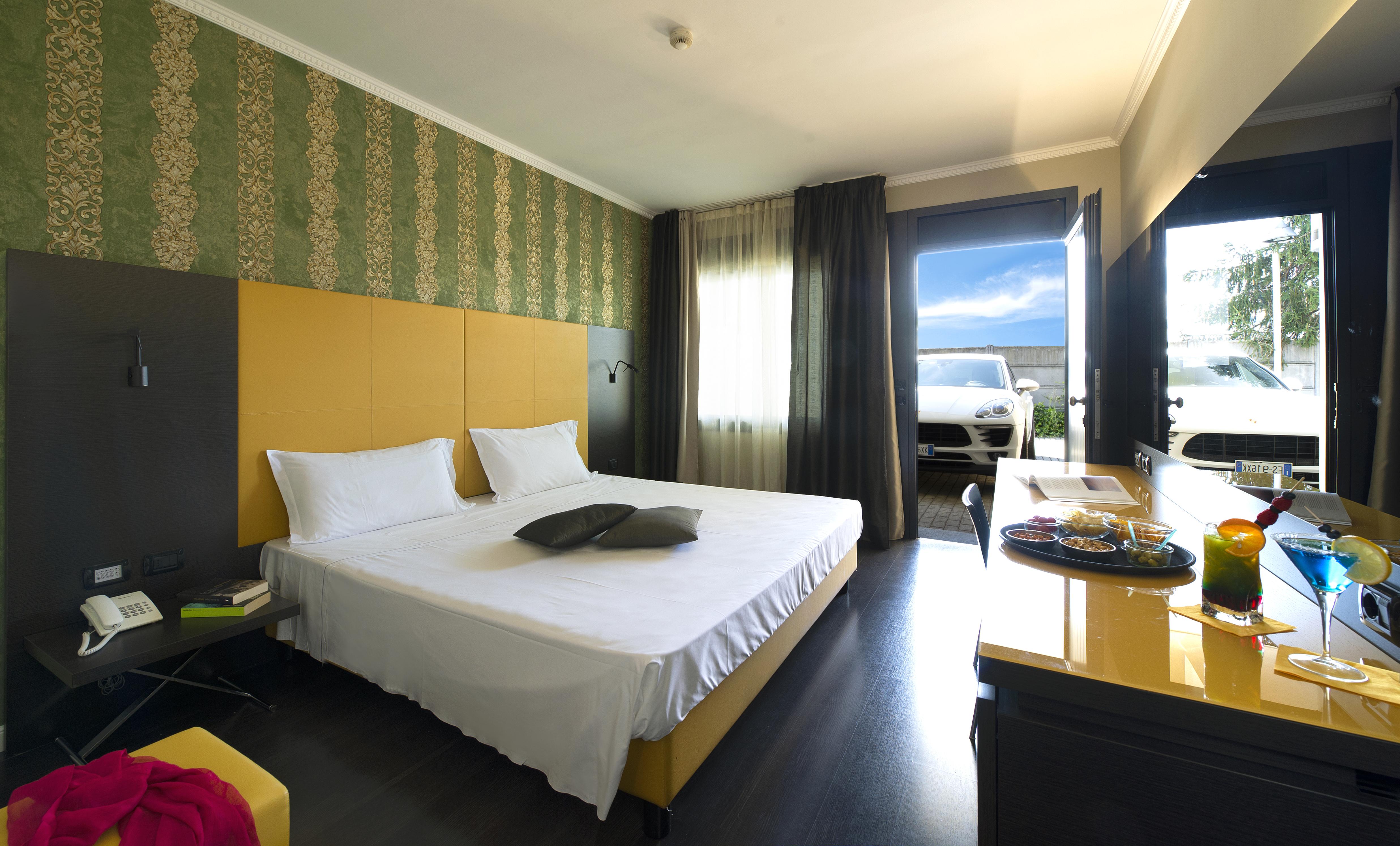 Hotel D120 Olgiate Olona Eksteriør billede